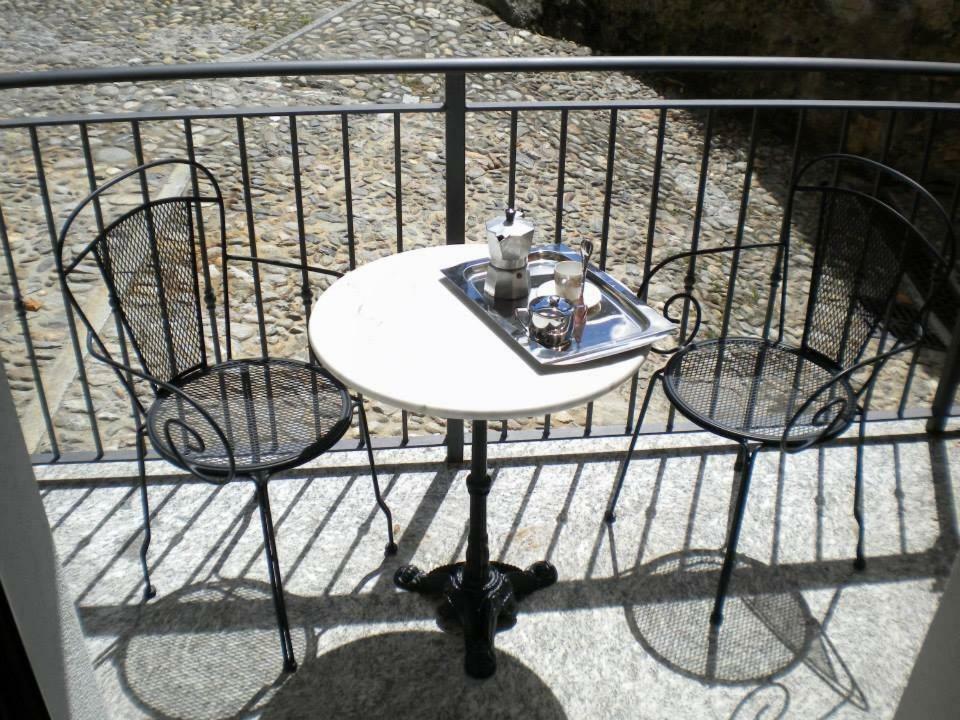 Il Nido Apartment Rezzonico Luaran gambar