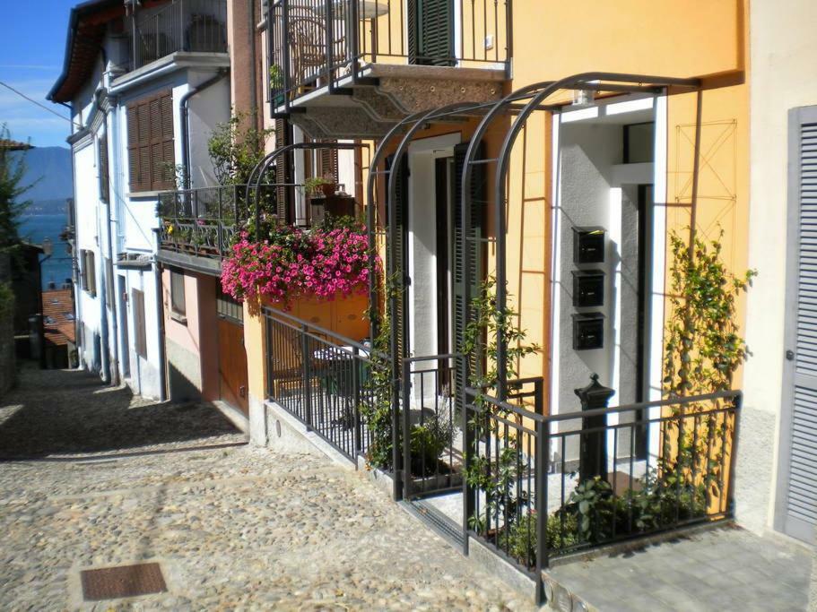Il Nido Apartment Rezzonico Luaran gambar