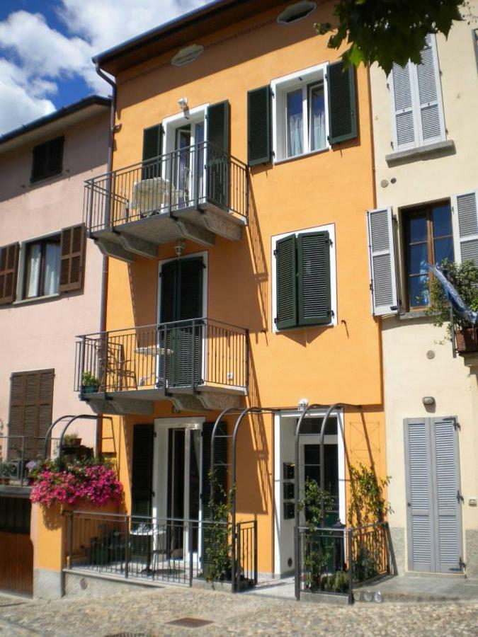 Il Nido Apartment Rezzonico Luaran gambar